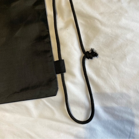 New! Drawstring bag - Picture 2 of 4
